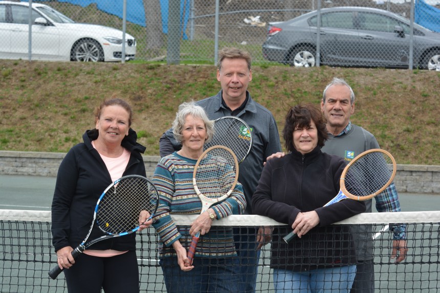 Le club de tennis Fargy fête ses 50 ans: combiner tennis et plaisir depuis cinq décennies.