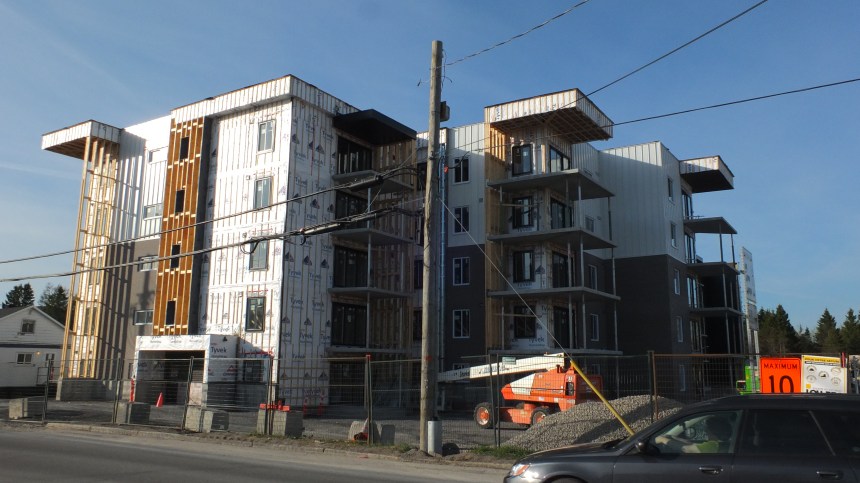 La reconstruction des 70 logements avance à Val-Bélair