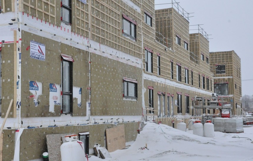 La construction résidentielle établit un record en novembre au Québec